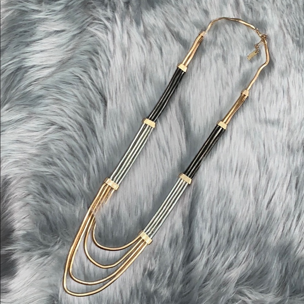 STEVE MADDEN NECKLACE